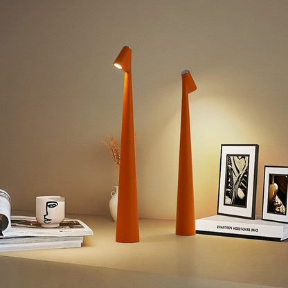 Minimalis Metal Table Lamp